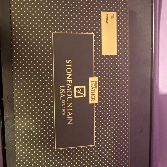 Stone Mountain Bonded Leather Floral Black Wallet - Picture 7 of 7